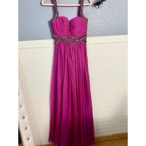 Lumier by Bariano Accent Cylinder Pleated Chiffon Dress